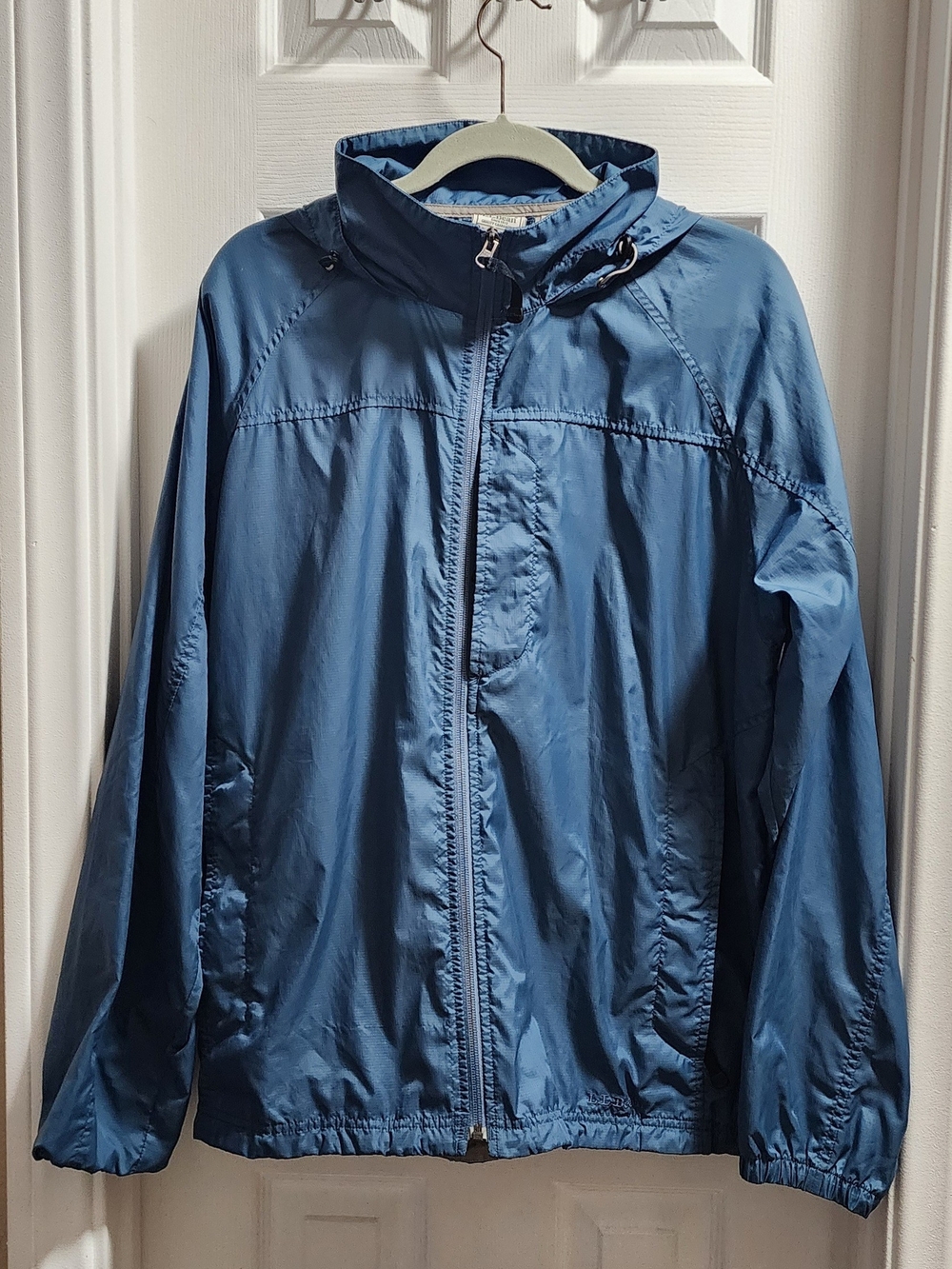 L.L. Bean Men's Slate Blue Lightweight Hooded Jacket